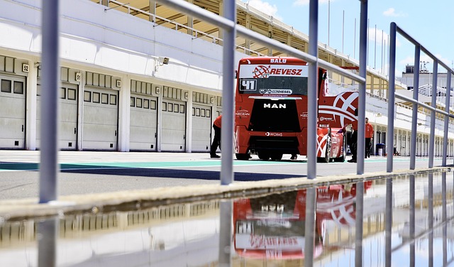 拉什福德与 拉什福德与