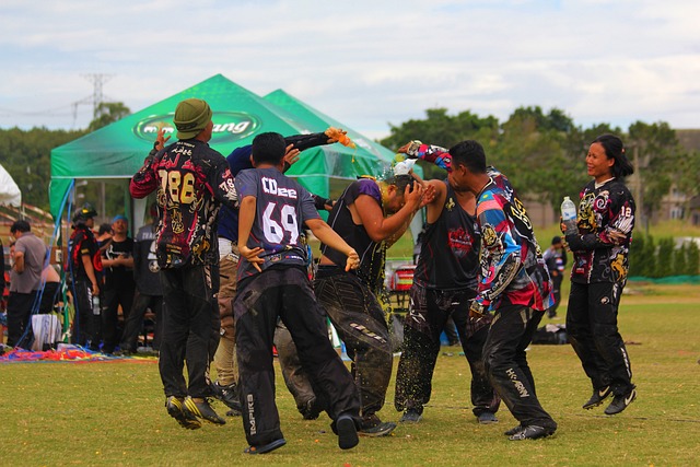 不是轻易被 不是轻易被